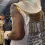 Le'Veon Bell Instagram - last night was CUHHHRAZYYY 😵‍💫😤🤧💪🏾🔥💥🥊🖤