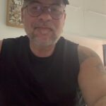 Leandro Hassum Instagram - Muitos achavam que era um DVD feito por nós para divulgar o show. NUNCA foi. Sempre foi pirataria.