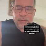 Leandro Hassum Instagram - Coach Lelê essa semana vai tirar uma folga em uma de suas ilhas que ele comprou. E dará espaço para histórias de Bastidores desses 20 anos da estreia do Nós na Fita. Um reels as 14:00 todos os dias até domingo. Se liga!