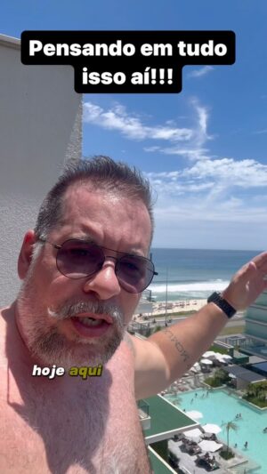 Leandro Hassum Instagram - Muita coisa para pensar e falar. #euemeuhelicoptero