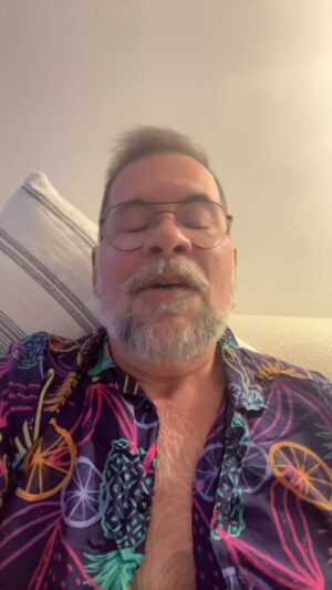 Leandro Hassum Instagram - As Crianças Aprendem o Que Vivem. Boa Noite.