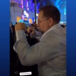 Leandro Hassum Instagram - Que seja um Ano Novo cheio de momentos de alegria e passemos dançando e felizes. Seja bem-vindo 2024. Vídeo captado pelas lentes da minha metade da laranja 🍊 @kakahassum ❤️🍾🥂
