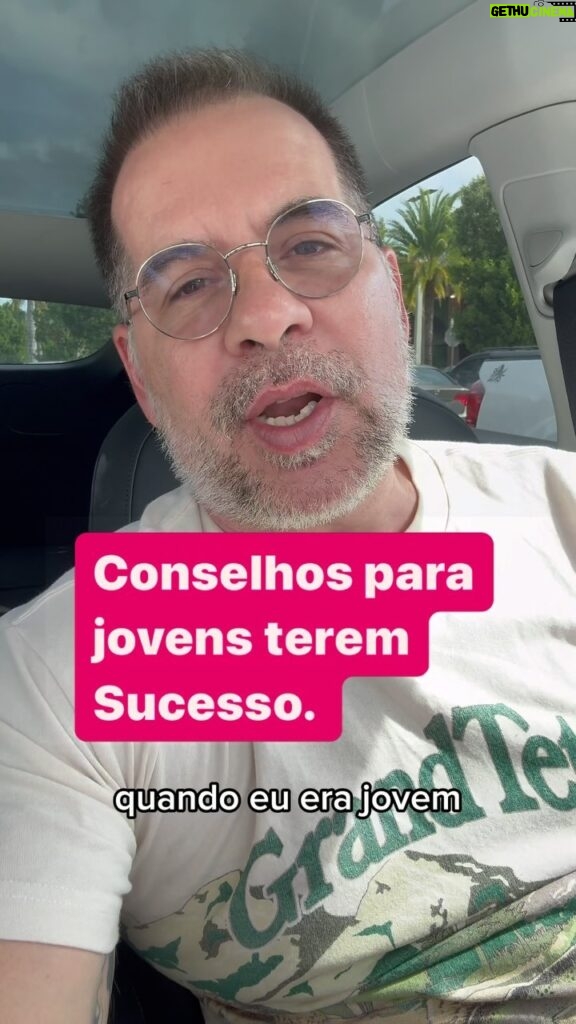 Leandro Hassum Instagram - Conselho para jovens que querem ter uma carreira de sucesso. Não é uma matemática exata mas é um bom começo.