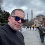 Leandro Hassum Instagram - Sim eu sei aquele soco de beleza e humildade invadindo seu insta. Ayasofya Cami - İstanbul Türkiye