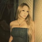 Lee Chae-rin Instagram - 백조의 날개 🪽#robertlongo