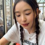 Lee Da-hee Instagram – 카푸치노 거품 이렇게 하는거 맞아.?
크레페 보고 이성을 잃었다… La Creme de Paris