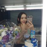 Lee Da-hee Instagram - 언니가 애정한다 아몬드 브리즈!!!!🙈 오늘도 고생한 우리 팀!!!사랑해♡ @ssy85_ 써니 @sunghee_hong 샐리 @bit.boot_kate 케이티 @1005____ 피터 @youdaeng8 소피 @zzzzllzg_ 앨리 @ryu._sp 데이빗 영어이름 맘에 드니?😏