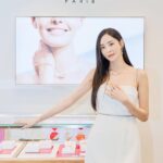 Lee Da-hee Instagram - Menottes🗝️