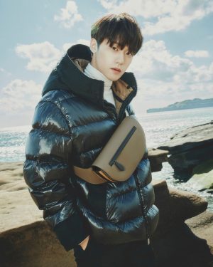 Lee Do-hyun Instagram - #Ad #BurberryJeju