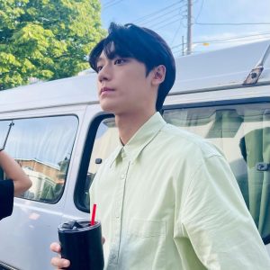 Lee Do-hyun Instagram - 오늘도 오월의 청춘