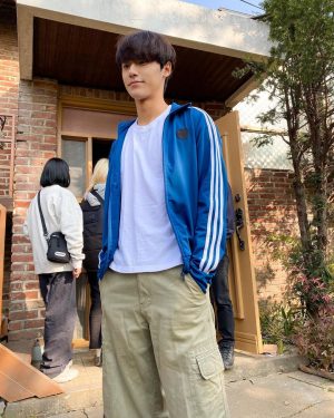 Lee Do-hyun Instagram - jtbc 괴물 pm11시 본방사수