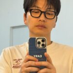 Lee Dong-hwi Instagram - 🤓😳