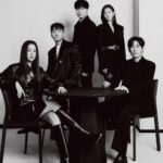 Lee Hanee Instagram - 유령동지들과 . 영화 #유령 상영중🖤🤍