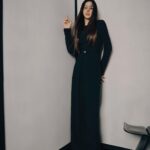 Lee Hanee Instagram - 유령동지들과 . 영화 #유령 상영중🖤🤍