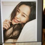 Lee Hanee Instagram - 오랜만🐝💫 . #Guerlain #아베이로얄 #더블R허니세럼