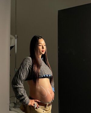 Lee Ha-nee Instagram - 이젠 행복한 추억으로~^^
.
날씨 정말 넘흐 좋네요!
다들 굿주말 보내세용🧡