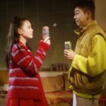 Lee Hi Instagram - #광고 이번 크리스마스에는 청량한 라거에 리얼 과즙이 더해진 #타이거라들러 와 함께!🎄🐯🍻상큼한 맛 자몽💛 #TigerRadler #타이거라들러레몬 #타이거라들러자몽 @tigerbeer_korea @tigerbeer