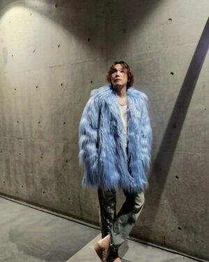 Lee Hong-gi Instagram - 킹덤 첫날 끝!!!
내일도 화이팅해봅시당!!!😄😄
あしたもよろしく😚🤘
#ftisland#fnckingdom