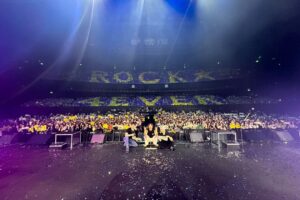 Lee Hong-gi Instagram - 올때마다 멋진 이벤트 준비해주는 #taipei#primadonna 
너무너무 고맙습니다. 정말 자주 만날수있게 우리가 한 약속 잊지말고 꼭 다시 만나자!!!🤘🤘🤘😁😁
다음주는 #malaysia#ftisland#heyday#concert