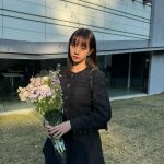 Lee Hye-ri Instagram – “혜리야 나 결혼해. 축사 부탁해도 될까?”

여러가지 감정이 뒤섞였던 날이 엊그제 같은데… 울언니 오늘 결혼했어요 🥹🤍
세상에서 제일 예뻤던 소진언니💗
지구에서 제일 많이 축하해요!!!! 행복해야해요🌷🌷