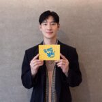 Lee Je-hoon Instagram - ⠀ 큰 자기님, 아기자기님💚 그리고 @youquizontheblock 모든 자기님들 초대해 주셔서 감사합니다^ㅇ^~* 그리고 시청해 주신 모든 자기님들도 감사드려요🥰 너무 즐거운 시간이었어요. 유퀴즈 최고!!!👍🏻👍🏻👍🏻