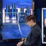 Lee Jun-ho Instagram - #광고 #디올향수 #디올소바쥬 #소바쥬오드퍼퓸 #디올소바쥬팝업 #DiorParfums #DiorSauvage @Dior 9월 15일부터 10월 9일까지 롯데 에비뉴엘 월드타워점에서 열리는 디올 소바쥬 팝업. 강렬하고 신비로운 매력을 품은 '디올 소바쥬'의 토탈 그루밍 컬렉션을 직접 체험해보세요!