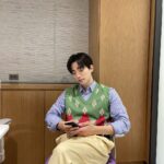 Lee Jun-ho Instagram - 어 순살 반반에 떡추가 오케이