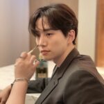 Lee Jun-ho Instagram - @esquire.korea #wbywindsor #AD