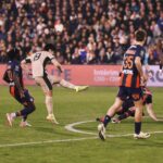 Lee Kang-in Instagram - Plus forts ensemble!💥 Allez paris🔴🔵⚽️