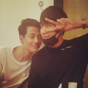 Lee Kwang-soo Instagram - 우리1년♡
#장재열#박수광