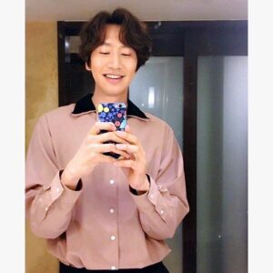 Lee Kwang-soo Thumbnail - 496K Likes - Most Liked Instagram Photos