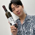 Lee Sang-yeob Instagram - 고마워 석진아💜