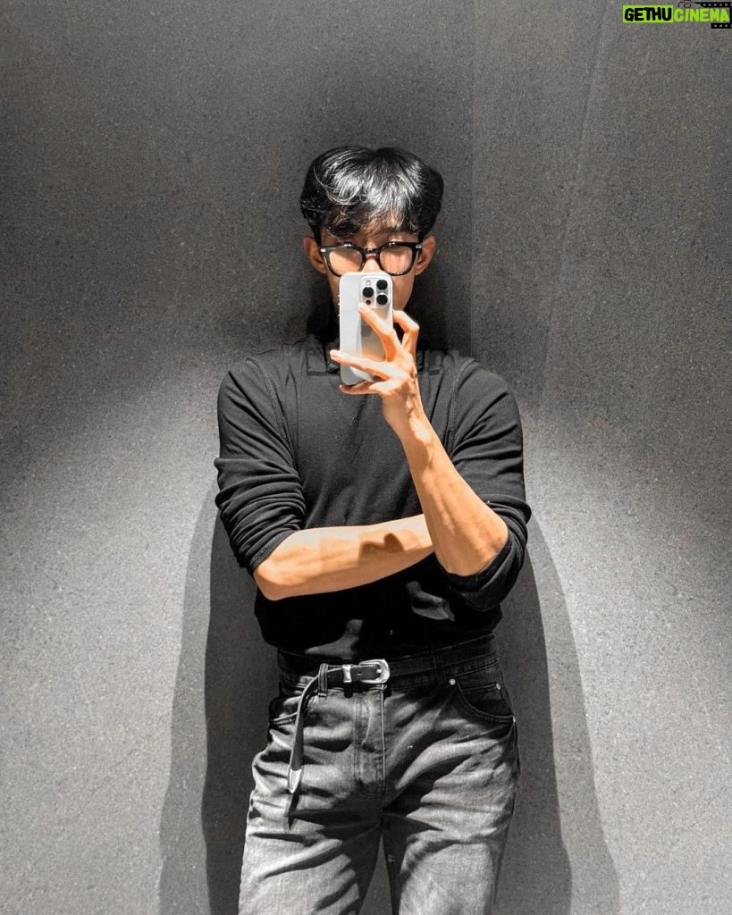 Lee Seok-min Instagram - expectation