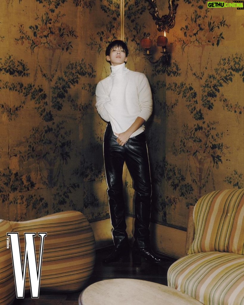 Lee Seok-min Instagram - #Bally #wkorea