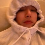 Lee Soo-hyuk Instagram - 😐