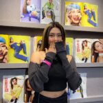 Leejung Lee Instagram - _ Leejung loves @urbandecaycosmetics 💜💛 어반디케이 그리고 코스모폴리탄과 함께한 #stopcyberbullying 토크콘서트! 함께 할 수 있어 행복합니다 모두 다같이 노방관댄스챌린지도 참여해주세요!