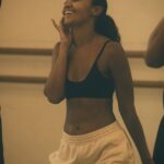 Leigh-Anne Pinnock Instagram - Rehearsals 🍀