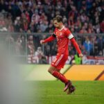Leon Goretzka Instagram - 🤩 🤝🏼 @fcbayern @vflbochum1848.official
