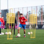 Leon Goretzka Instagram - Ist das die Sonne ? ☀️🤨 @fcbayern