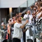 Leonardo Bonucci Instagram - 9.8.23 Allianz Stadium Qui ho imparato, combattuto e sognato, tanto. Più di quanto pensavo fosse possibile. La realtà di oggi, in un luogo che al di là di tutto continuo a percepire come casa, continua ad insegnarmi quanto l’amore e l’affetto possano arrivare oltre a situazioni imposte. Grazie a voi tutti juventini, dal primo giorno, fino ancora ad oggi!