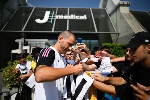 Leonardo Bonucci Thumbnail - 153.4K Likes - Most Liked Instagram Photos