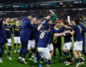 Leonardo Bonucci Instagram - 💛💙 go for victory