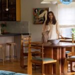 Lesley-Ann Brandt Instagram - Another gorgeous collaboration for @farrowandball and this time, for our kitchen and interior walls. Dead Salmon on the cabinets and schoolhouse white on the walls. @laetitiawajnapel from @cinquiemegaucheinteriors found me what can only described as art for your bum, in these art deco dining chairs from Belgium. Sam Klemick found me the vintage kimono fabric for one of my favorite pieces by @samklemick Link in my bio @people #farrowandball #interiordesign #vintagefurniture