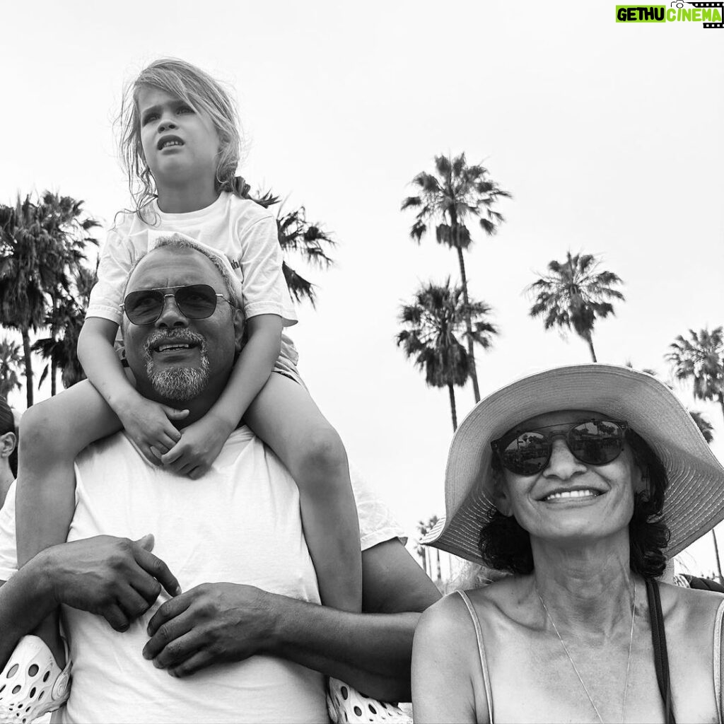 Lesley-Ann Brandt Instagram - 🖤 Venice Beach Boardwalk