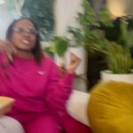 Leslie Jones Instagram - Ok I had a ball tonight with some real ones!! Celebrating my home girl @nefetaris @rashidasheedz @80dollarsandasuitcase first all black girl writing team for the @soultrainawards @tpain had us hype!! So much fun!!