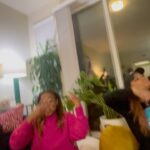 Leslie Jones Instagram - Ok I had a ball tonight with some real ones!! Celebrating my home girl @nefetaris @rashidasheedz @80dollarsandasuitcase first all black girl writing team for the @soultrainawards @tpain had us hype!! So much fun!!