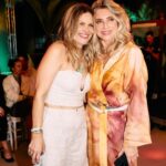 Letícia Spiller Instagram - A @leciabrasil nasceu. Um sonho antigo que compartilho e realizo ao lado de mulheres potentes, @fabiwollner e @eduardawollner. Sempre fui ligada à moda e acredito que nossa roupa reflete o que somos. Lecia é uma marca leve, diversa, com muita energia e personalidade, que envolve arte, sustentabilidade e a inclusão social. Parte dos nossos produtos serão produzidos por mulheres do sistema carcerário potiguar com o objetivo de ressocialização e reinserção no mercado de trabalho. Nosso propósito é unir forças para criarmos um mundo melhor e mais justo. Quero agradecer a todos que fizeram a Lecia acontecer, obrigada também aos meus amigos e convidados queridos pela troca e carinho no evento de lançamento ontem. Te convido a conhecer a, @leciabrasil e toda felicidade em ser. Descubra as peças disponíveis no site: www.leciabrasil.com.br Local: @yoo2rio Bebidas: @grandcruvinhos Banda: @fuzeoficial Dj: @melodanieel Produção executiva: @gibao.criativo Diretor Executivo: @marcusdepedro Diretor Criativo: @melodanieel Head Estratégico: @nattadanttas Redatora: @gabrielaspearsof Diretor de Arte: @lucasflho Fotos: @saulorch