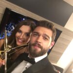 Leyla Lydia Tuğutlu Instagram - 30 bölümdür bizi yalnız bırakmayan Tatlı İntikam ailesi..oylarınız ve sevginiz için sonsuz teşekkürler🙏❤️ #pantenealtınkelebek