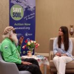 Leyla Lydia Tuğutlu Instagram - Thank you @sadhguru for this movement and raising awareness about soil extinction. (and for your stopover in Istanbul😊)Such an inspiration. Soil extinction is a very serious problem threatening our world and we must all take this serious. We have an amazing nature working in harmony and balance and it is time not to only take but give something back to our earth. We only have max 60 years of soil left and that means next generations will have less soil and nutritious food. The best thing we can do is to talk about it and share it as much as possible #savesoil there is more information on @consciousplanet 💚 Bu hareket ve farkındalık için teşekkür ederim @sadhguru ve İstanbul'a geldiğin için. En fazla 60 yıllık verimli toprağımız kaldı ve bunu çok ciddiye almamız gerekiyor. Bugün 23 Nisan ve çok anlamlı bir günde bu konuyu konuştuk. Gelecek nesiller için çocuklarımız için bilinçli olmamız çok önemli. 'Biz ne yapabiliriz?' diye sorduğumda 'en önemlisi bunu paylaşmak ve konuşmak' dedi. Mümkün olabildiğince #savesoil paylaşalım. Daha fazlası için @consciousplanet 💚