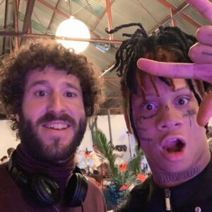 Lil Dicky Instagram - Young Thug gave me bunny ears. I brought some of the big dogs out for tonight’s brand new DAVE!!!! 10 pm. @thuggerthugger1 @gunna @trippieredd